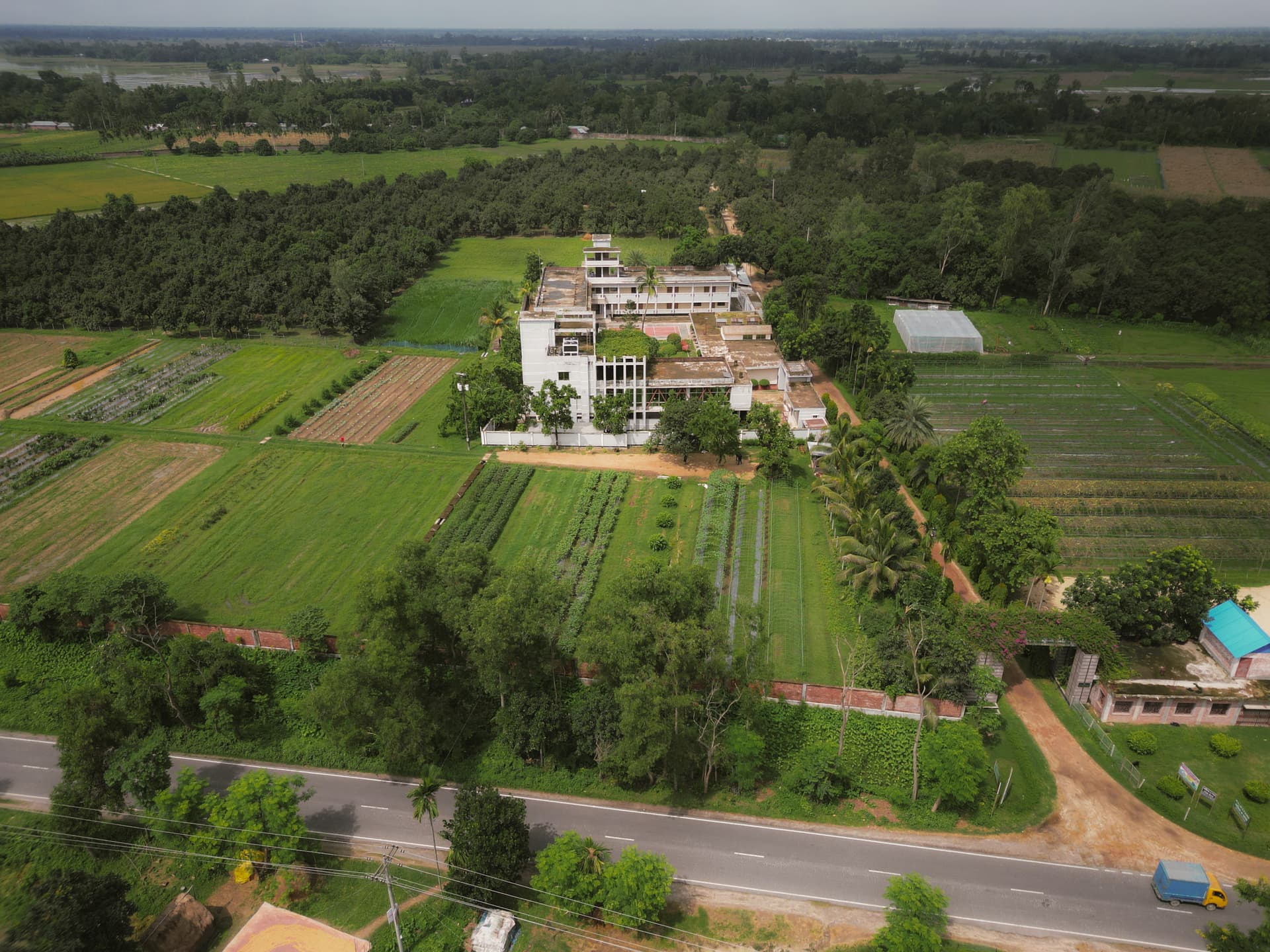 MALIK’S FARM